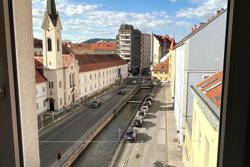 Cozy City Center Apartment Грац Екстериор снимка