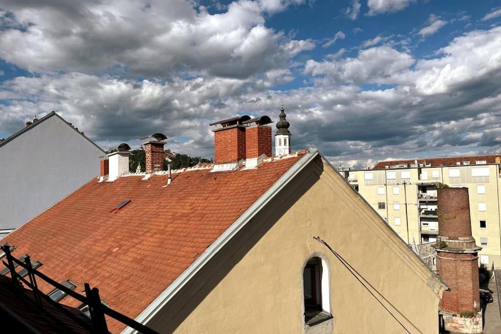 Cozy City Center Apartment Грац Екстериор снимка