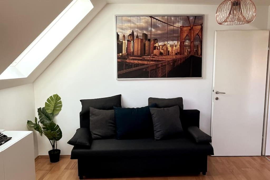 Cozy City Center Apartment Грац Екстериор снимка